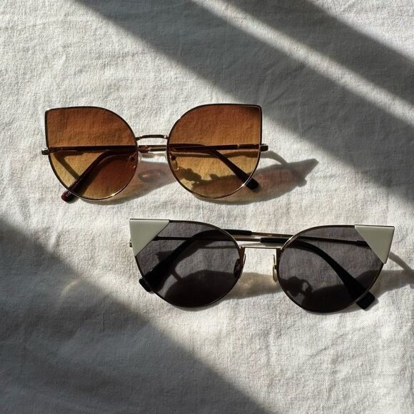 Cat eye frame sunglasses